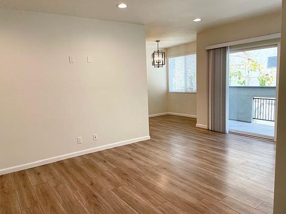 3rd image of 1612 S Bundy Dr #5