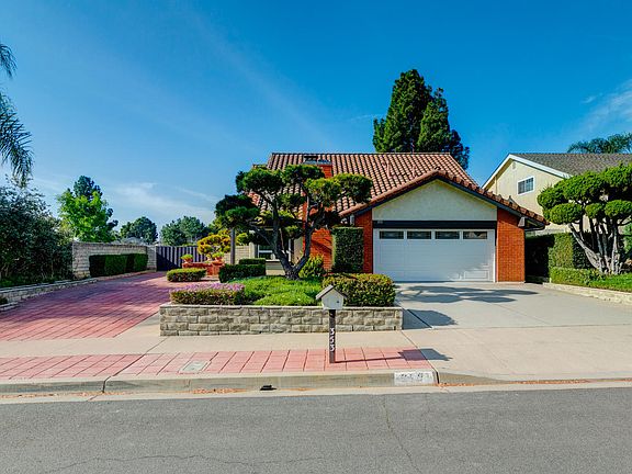 4th image of 353 Amador Ave