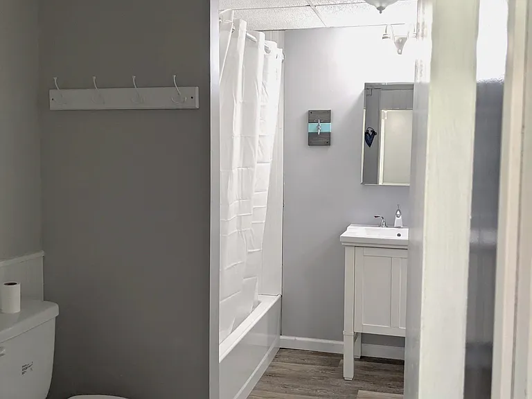 105 Linden Streetlower S — Photo 12