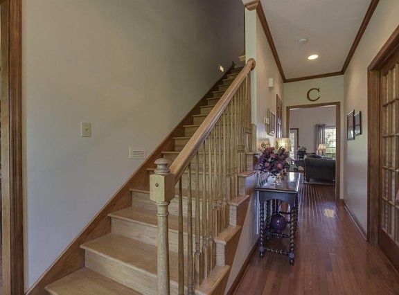 5th image of 3822 Black Oak Ridge Dr