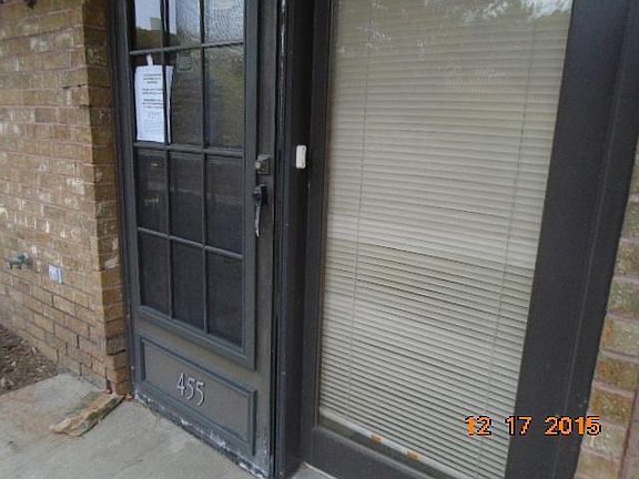 3rd image of 455 Meadowbrook Dr