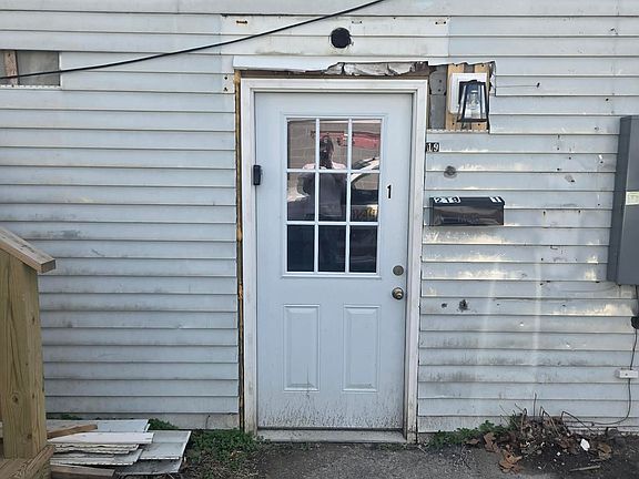 5th image of 219 Pennsylvania Ave Rear A
