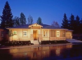 8011 Linda Isle Ln, Sacramento, CA