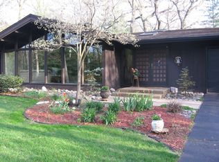 2623 Cerro Vista Dr, Rockford, IL 61107