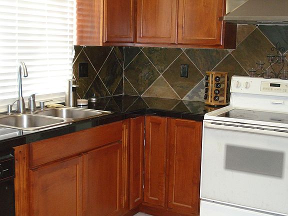 3rd image of 6015 202nd St SW #13