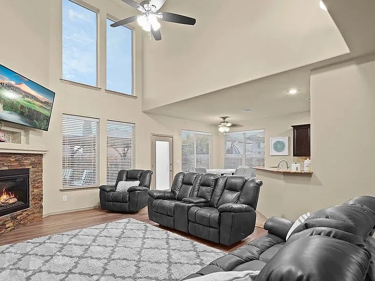 14373 Arabian Point Ave — Photo 6