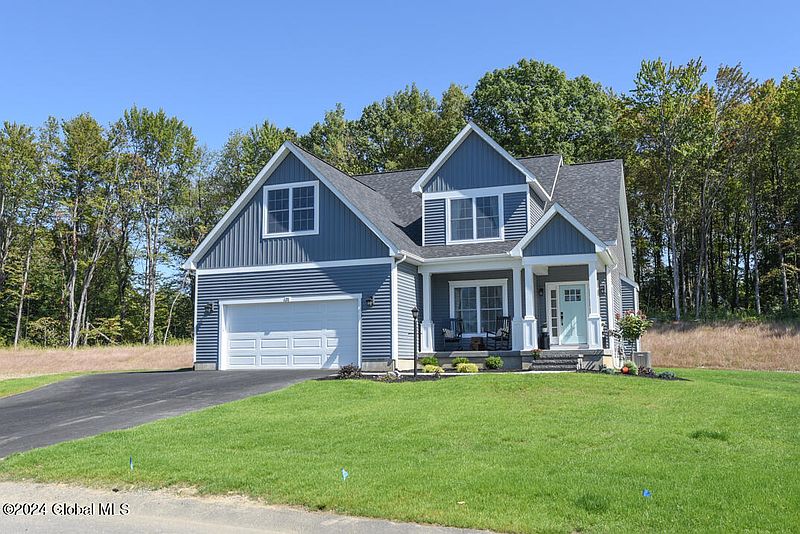 3rd image of 27 Hunter Court