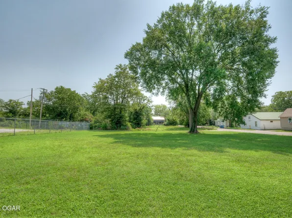 601 E 13th Street, Joplin, MO 64801