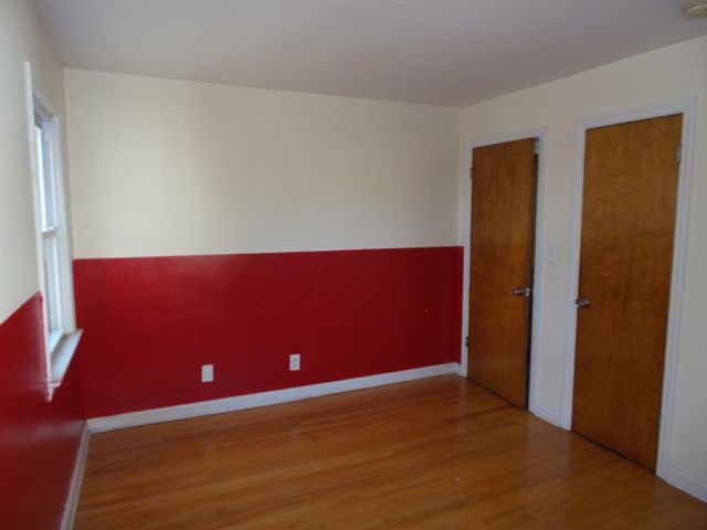 1st image of 12-14 Van Ness Ter