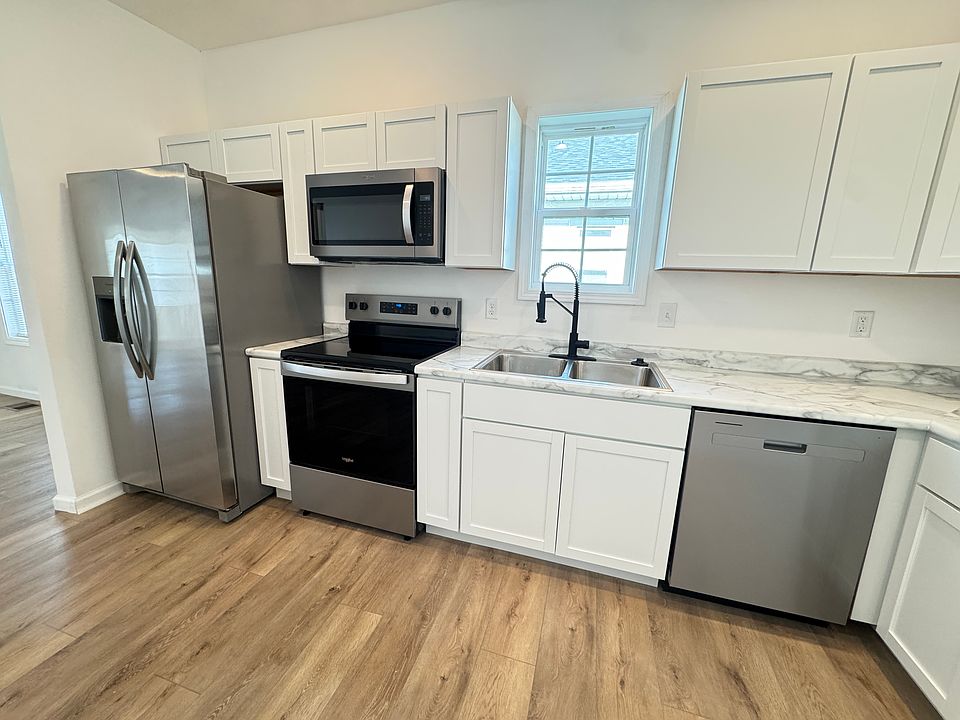 2nd image of 1006 Bellemeade Ave