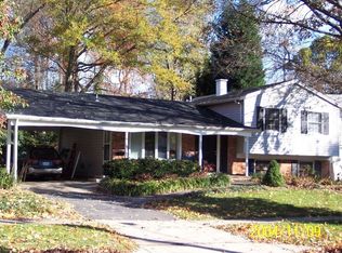 525 Lynch St, Rockville, MD 20850