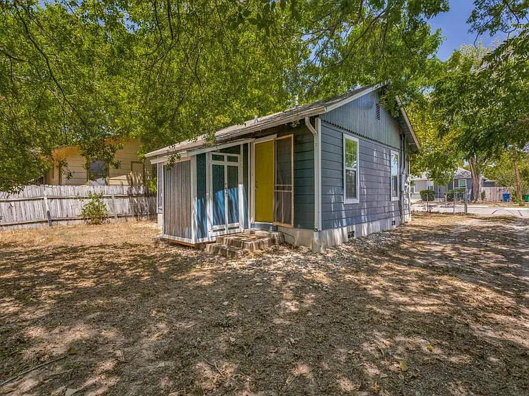 1136 Garland Ave — Photo 24