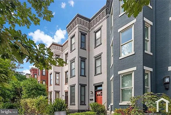 1932 15th St NW — Photo 2