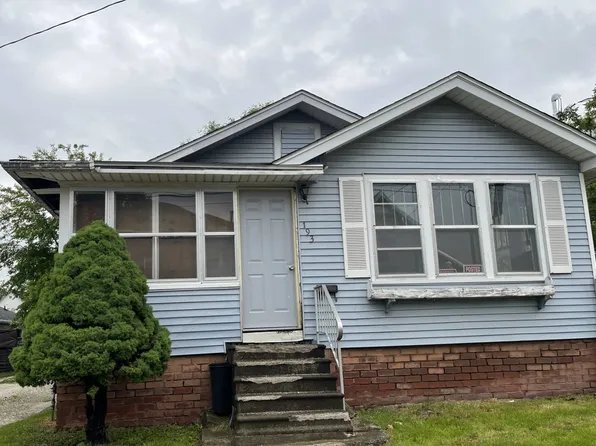 193 Pine St #61401, Galesburg, IL 61401