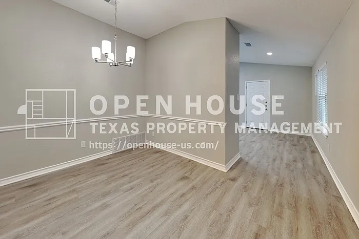 5900 Stone Meadow Ln — Photo 6