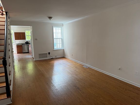 4th image of 1754 Seaton St NW