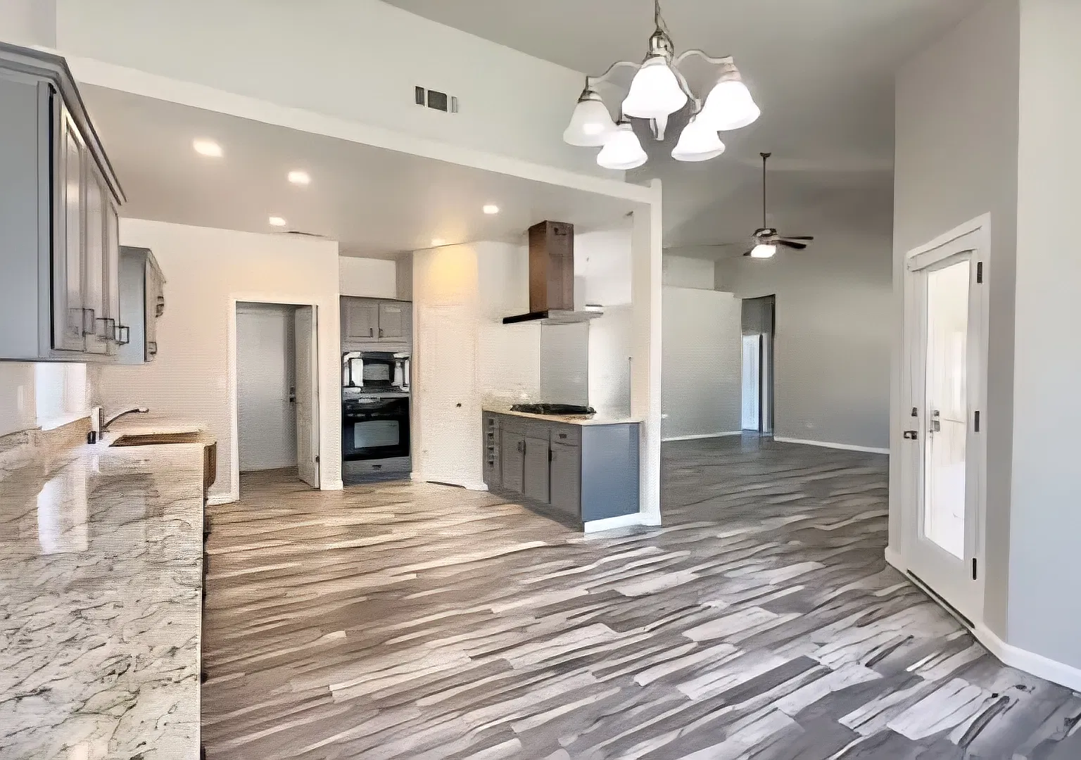 3 bed, 1684 sqft, $2,500 — Photo 3