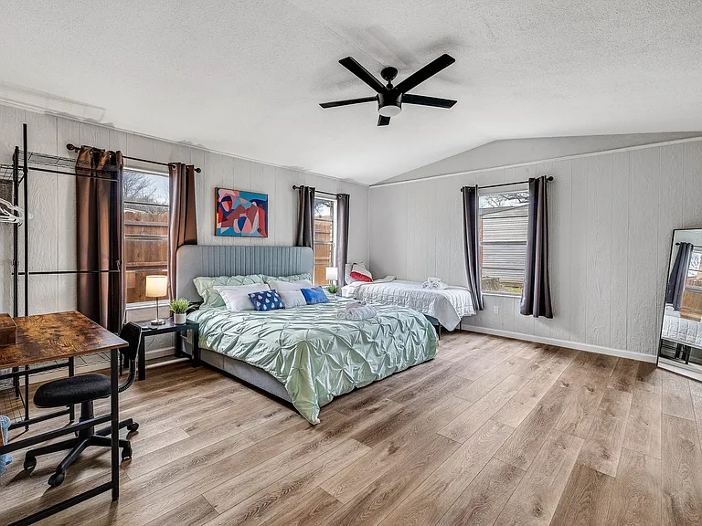 6573 Starnes Rd — Photo 13