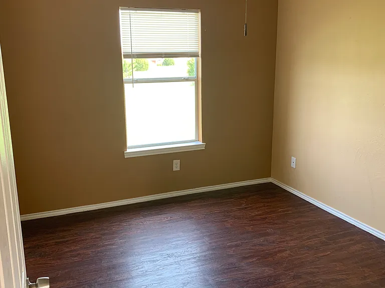 1107 Horizon Dr — Photo 13