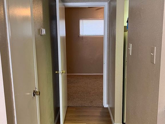 4th image of 717 E Grayson St APT 13