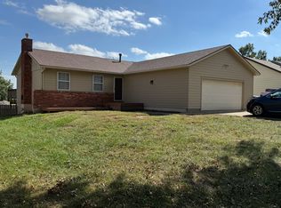 2528 SW Tutbury Town Rd, Topeka, KS 66614