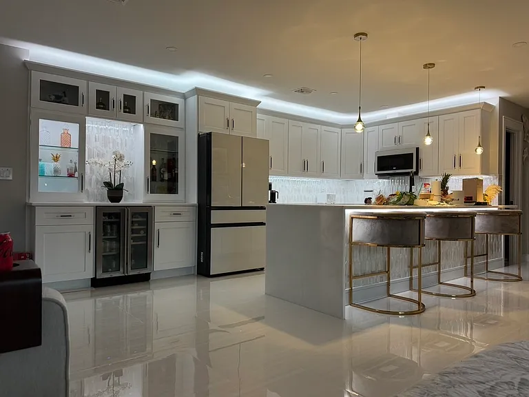 659 W Oakland Park Blvd #201C — Photo 4