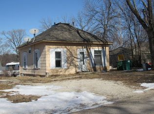 807 W Summit St, Creston, IA 50801