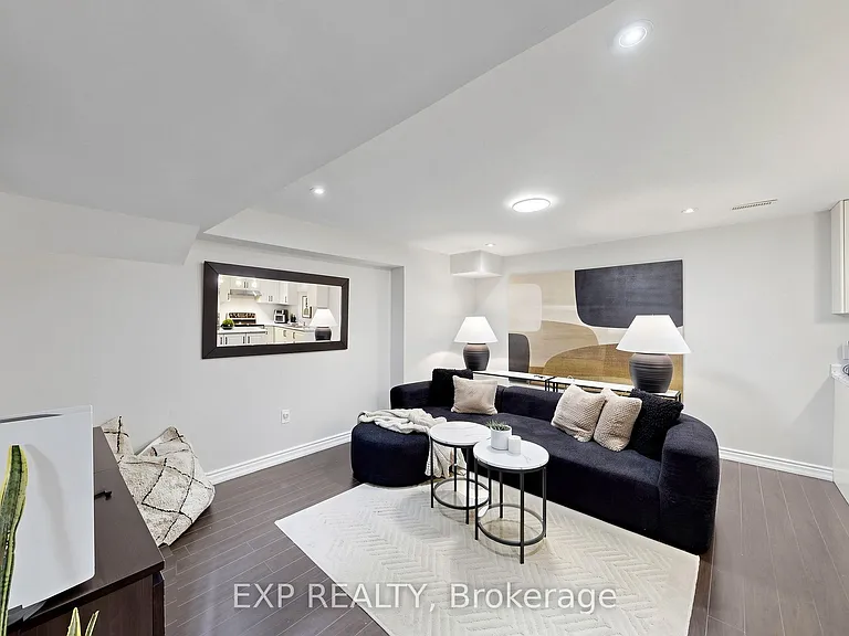 1865 Woodview Ave #BASEMENT — Photo 4