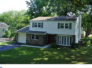 417 Revere Rd, Lafayette Hill, PA 19444