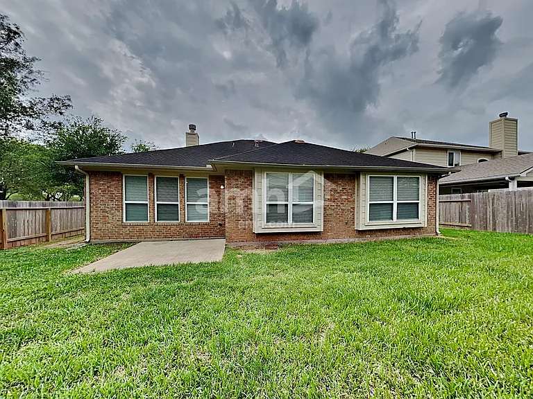 10923 Tattershall Ln — Photo 21