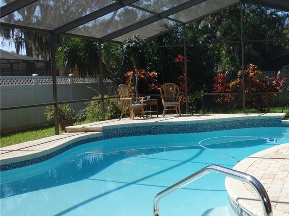 1st image of 511 Wayfarer Dr