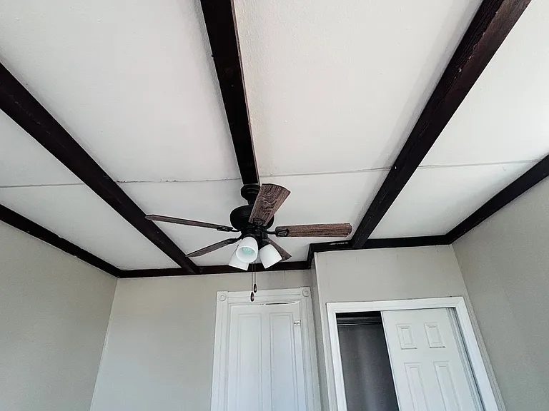3004 Lehigh St — Photo 3