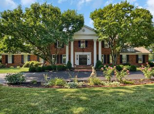 2 Muirfield Ln, Saint Louis, MO 63141