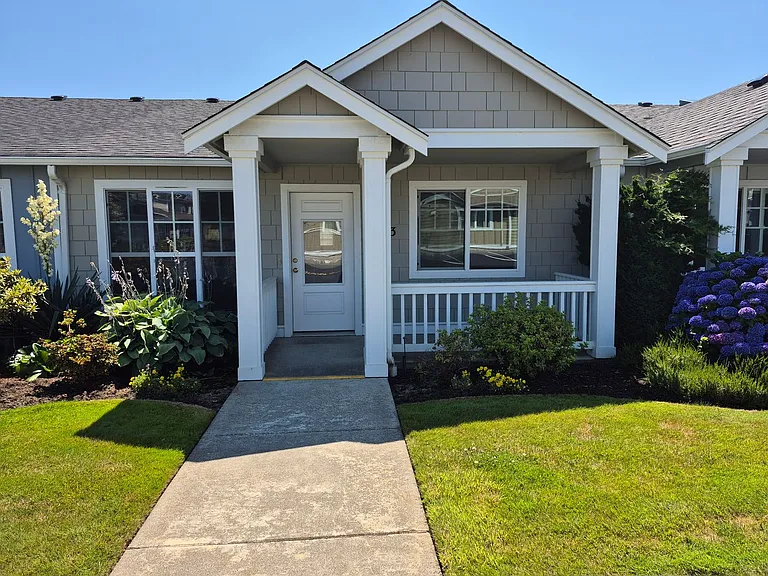 5672 Correll Dr #103 — Photo 1