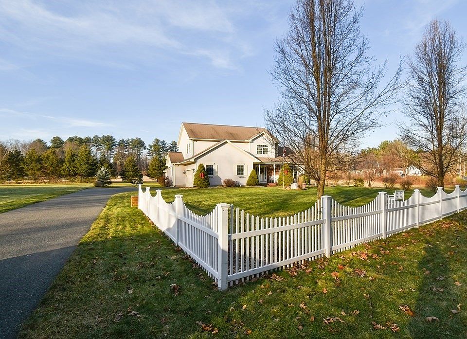 83 Pease Rd, East Longmeadow, MA 01028 Zillow