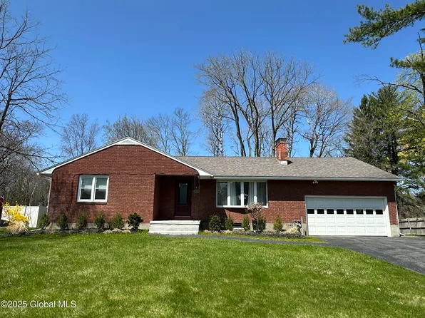 1679 Van Antwerp Road, Niskayuna, NY 12309