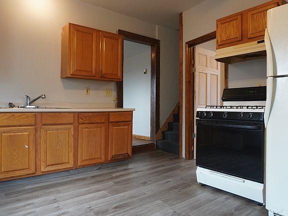 4th image of 63 Grace St APT 1