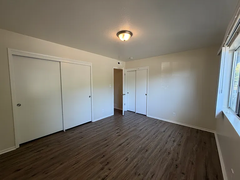 114 Erma Ave — Photo 9