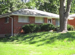 1145 Reale Ave, Saint Louis, MO 63138