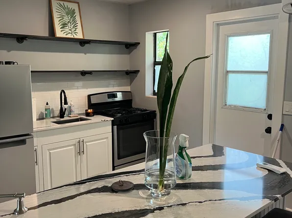 1130 N Federal Hwy APT 2, Lake Worth, FL 33460