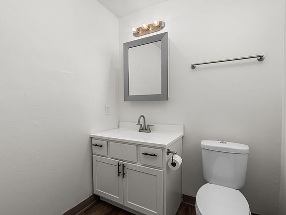 4th image of 1224-1298 Sunfield St