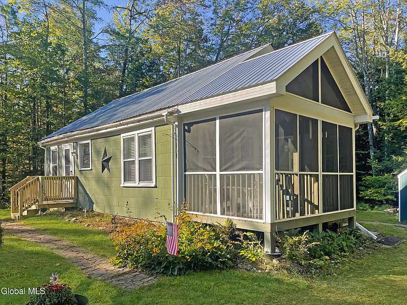 3rd image of 341 Pease Hill Road