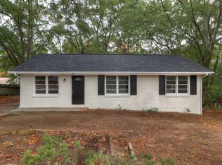 992 Locust Dr NE, Conyers, GA 30012
