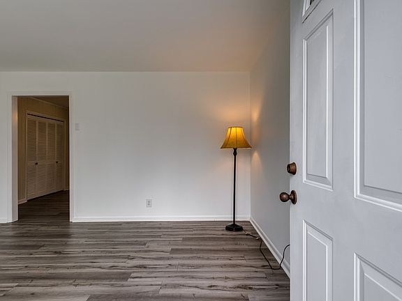 5th image of 709 Belaire Dr