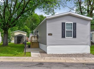 1500 Cessna Dr W, Saint Paul, MN 55112