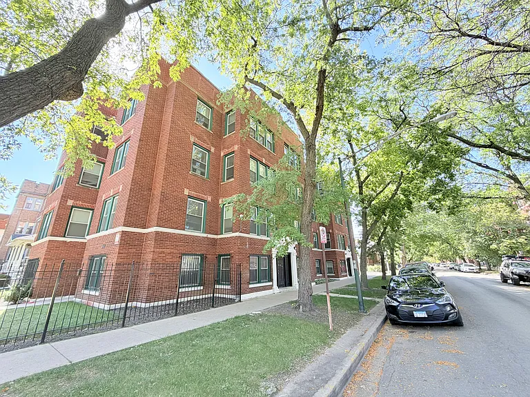 3603 W Ainslie St #G — Photo 13