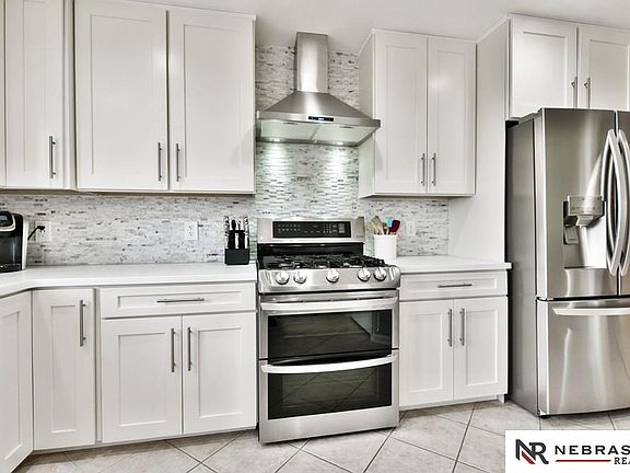5th image of 4001 Birchwood Dr