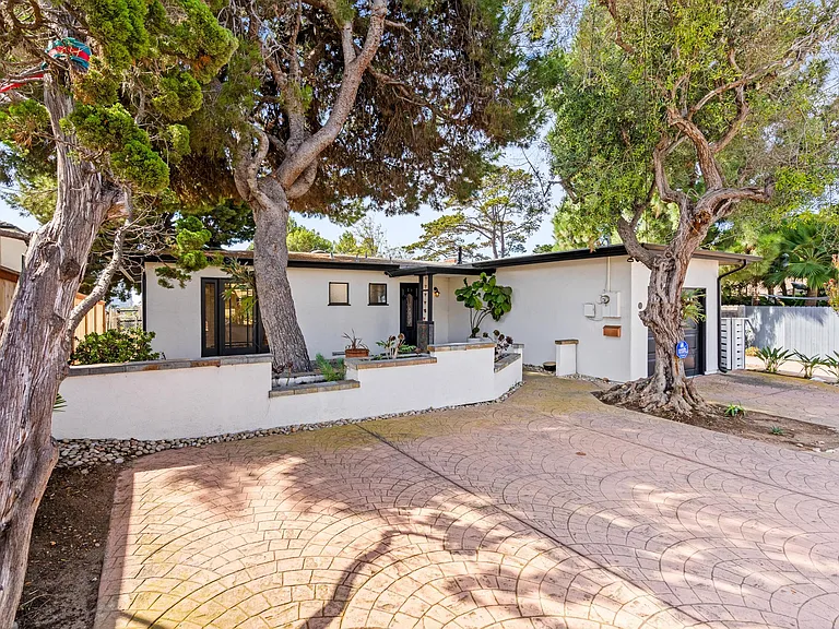 821 Vanderbilt Pl — Photo 20