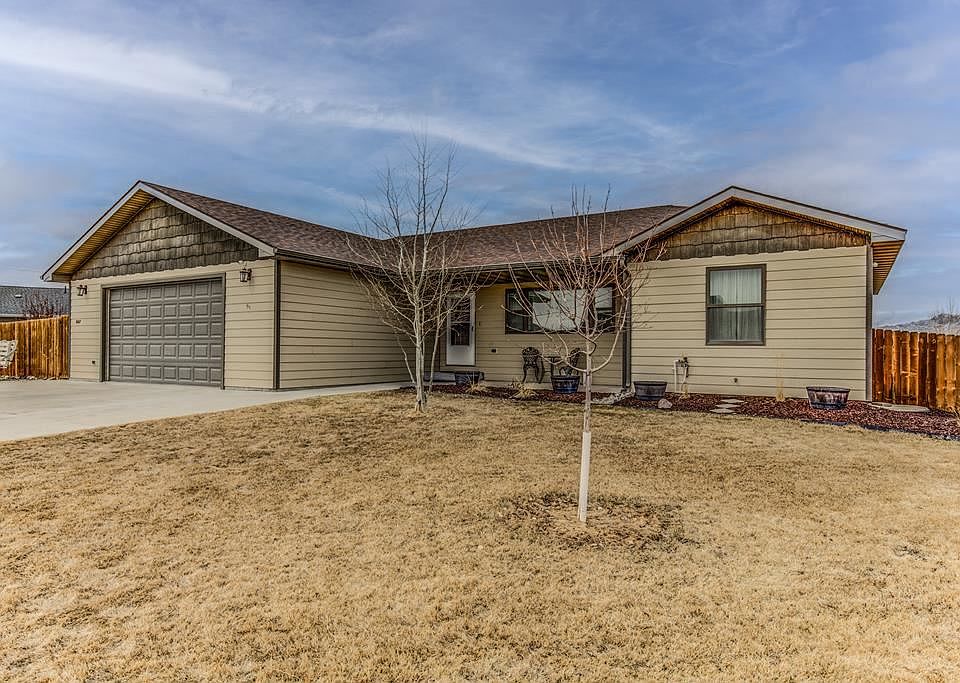 1st image of 3007 Twin Creek Trail Ave