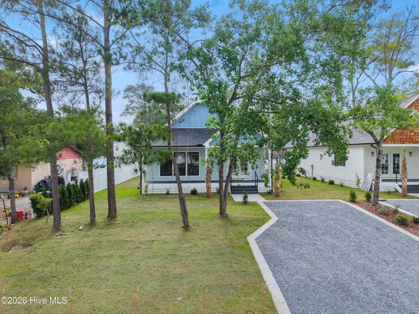 106 NW 23rd Street, Oak Island, NC 28465